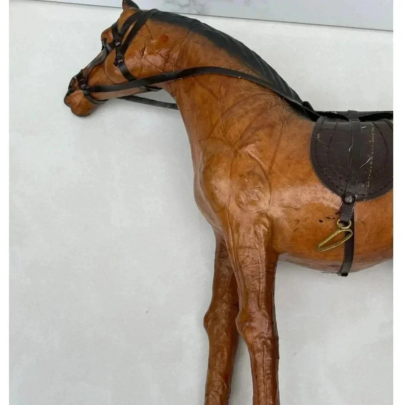 Vintage Collection Leather Statue Horse With Saddle Brown Size 13"H - Picture 5 of 10